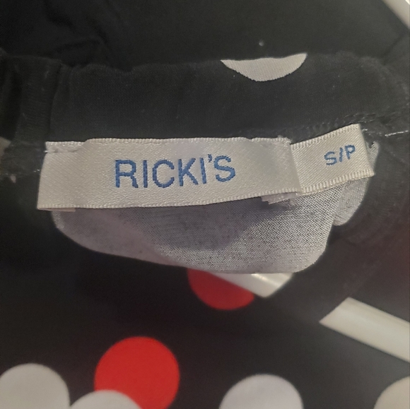 Halter blouse - Picture 3 of 4